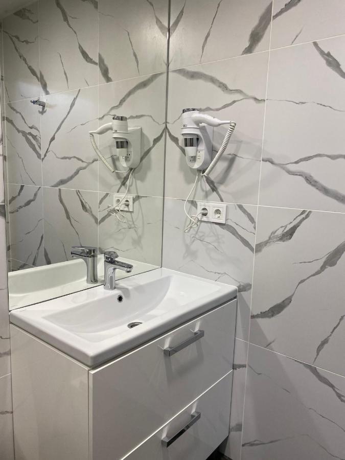 Prestige Apartments Berezinka Dnipro Ngoại thất bức ảnh