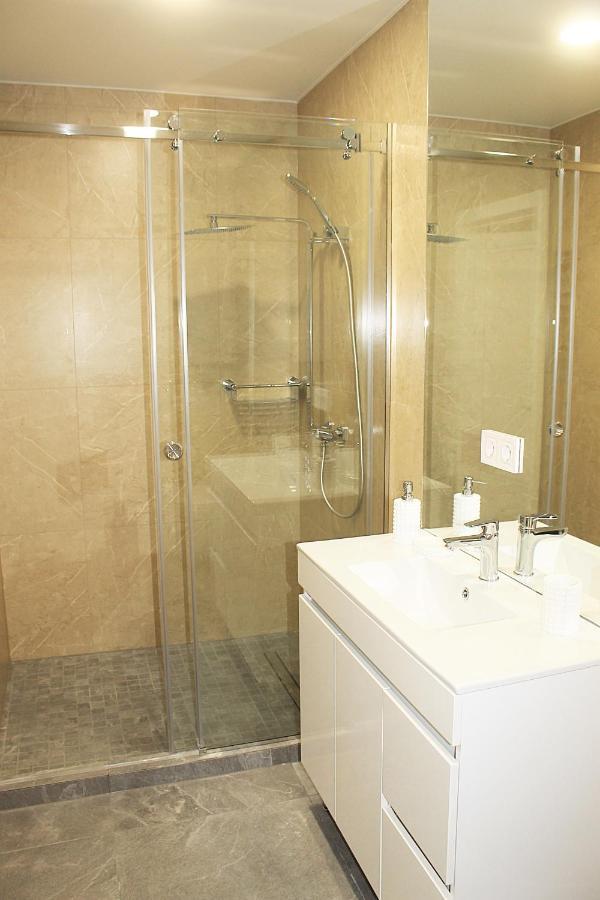 Prestige Apartments Berezinka Dnipro Ngoại thất bức ảnh